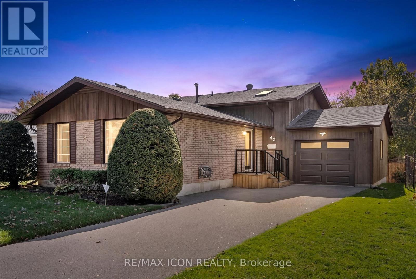 MLS® listing #30427362 for sale located at 43 LEWIS CRESCENT