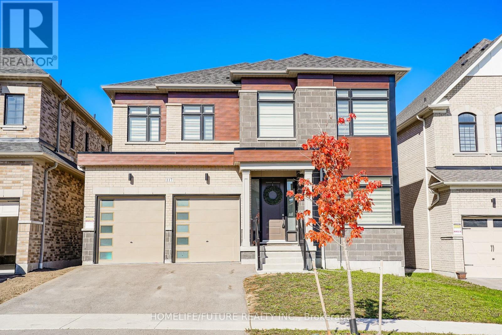 MLS® listing #30427513 for sale located at 117 DEER RIDGE CRESCENT