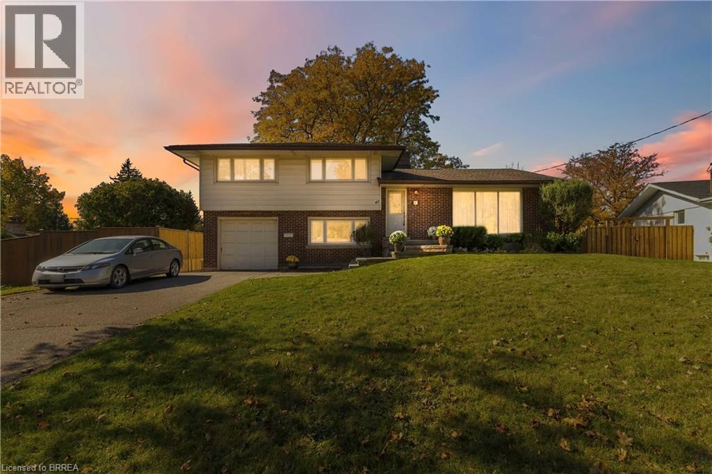 MLS® listing #30427840 for sale located at 47 EVERGREEN Crescent
