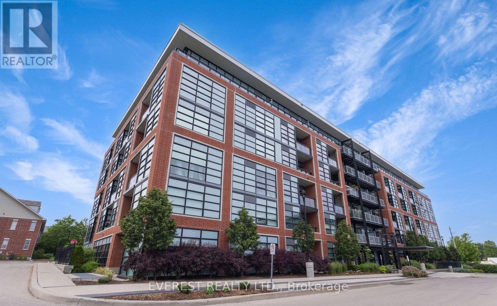 MLS® listing #30430014 for sale located at 305 - 15 PRINCE ALBERT BOULEVARD