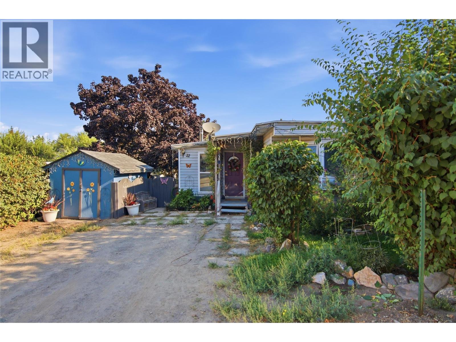 MLS® listing #30431245 for sale located at 1680 LAC LE JEUNE Road Unit# 22