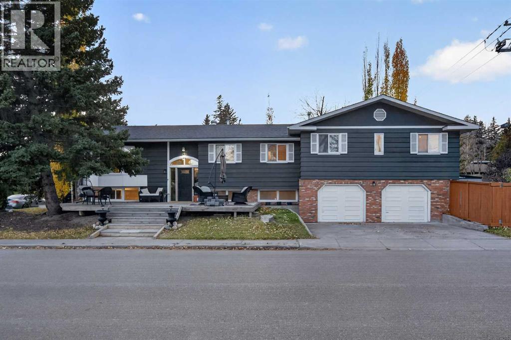 MLS® listing #30431440 for sale located at 1415 Lake Ontario Drive SE