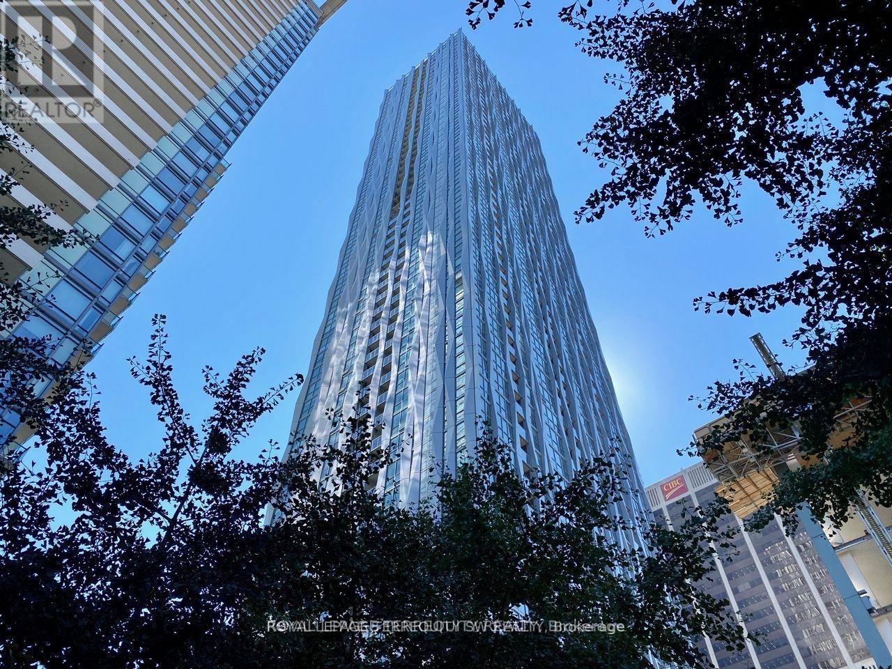 MLS® listing #30432611 for sale located at 809 - 1 YORKVILLE AVENUE