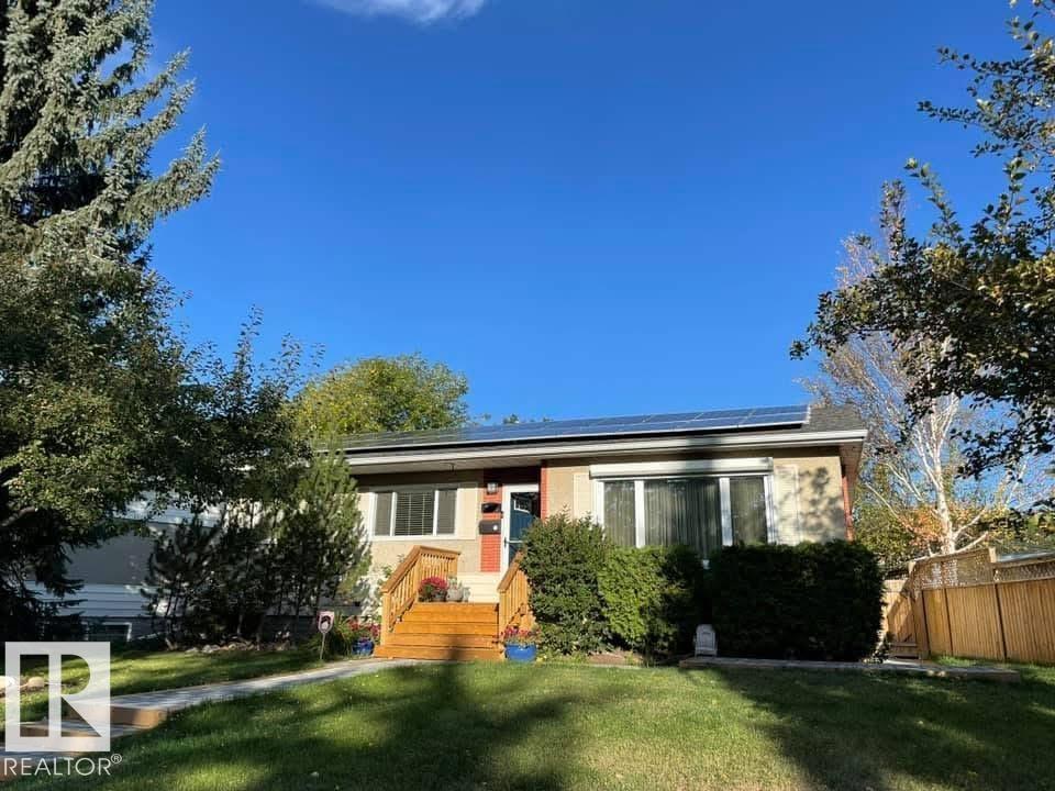 MLS® listing #30432760 for sale located at 7704 102 AV NW NW