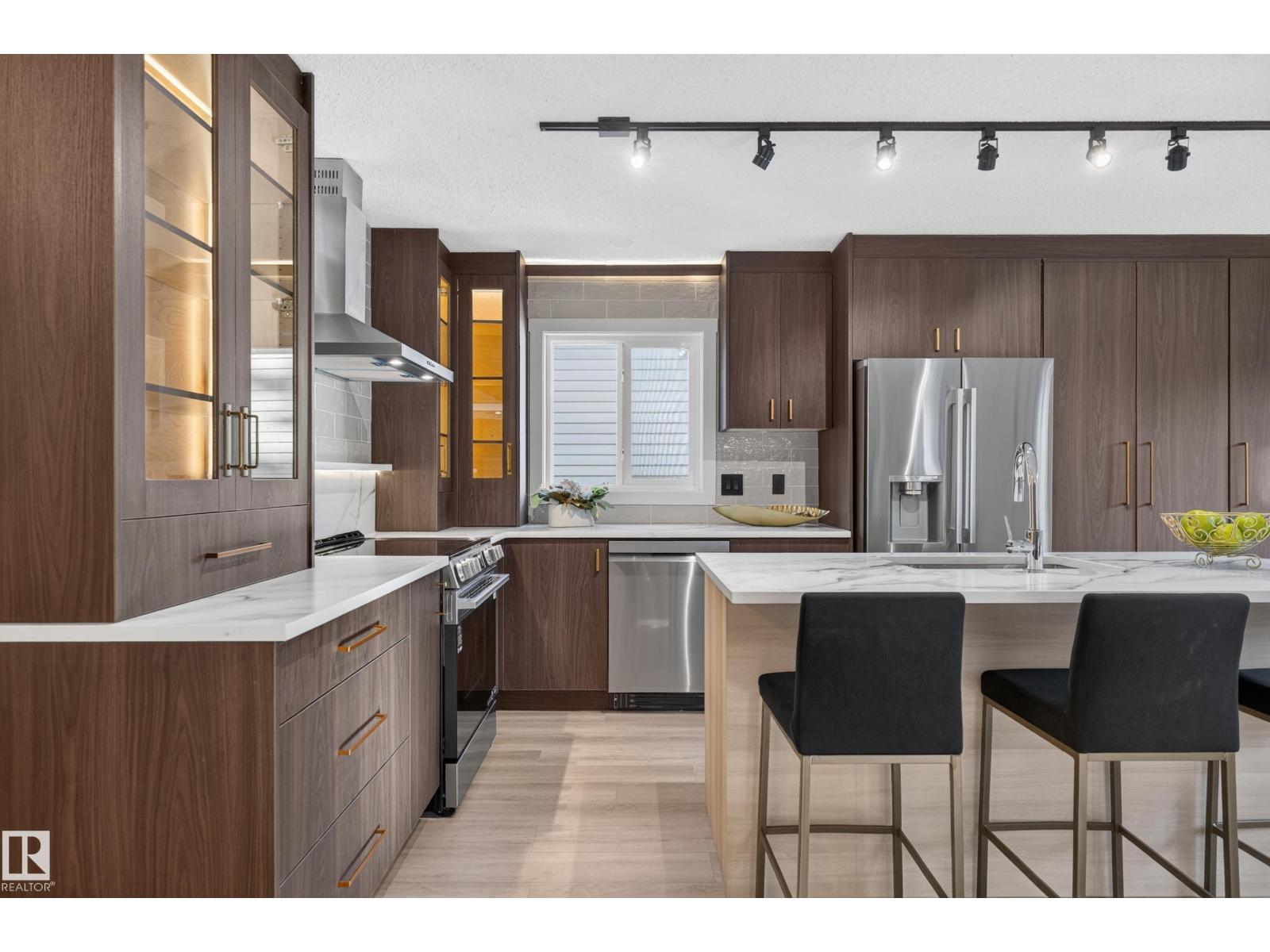 MLS® listing #30433142 for sale located at 123 WALKER RD NW