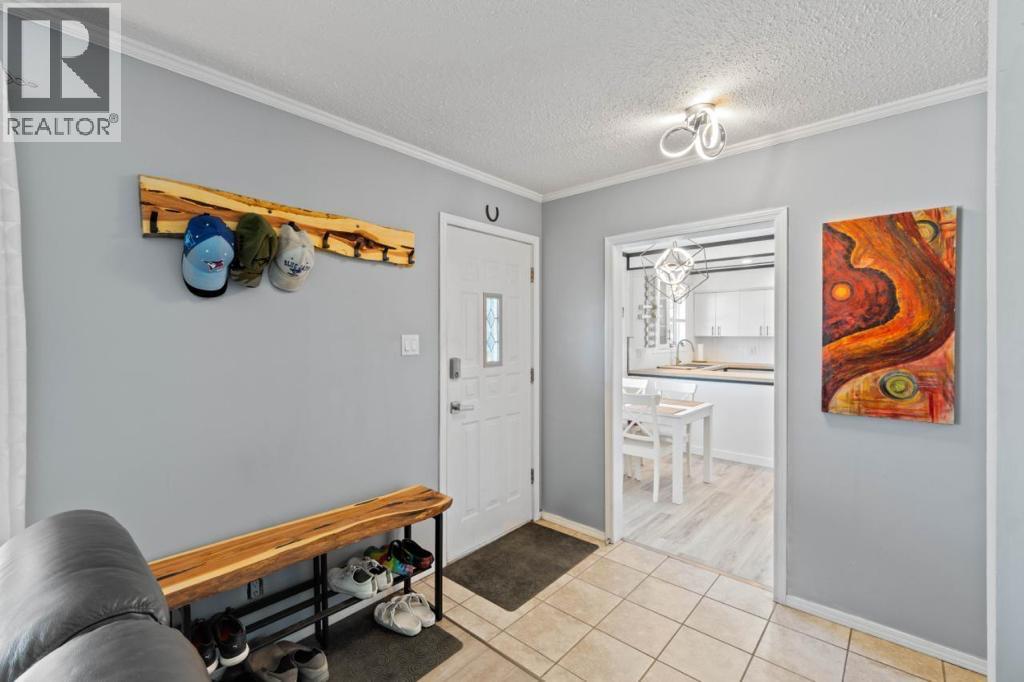 MLS® listing #30433371 for sale located at 1151 Selkirk Avenue N