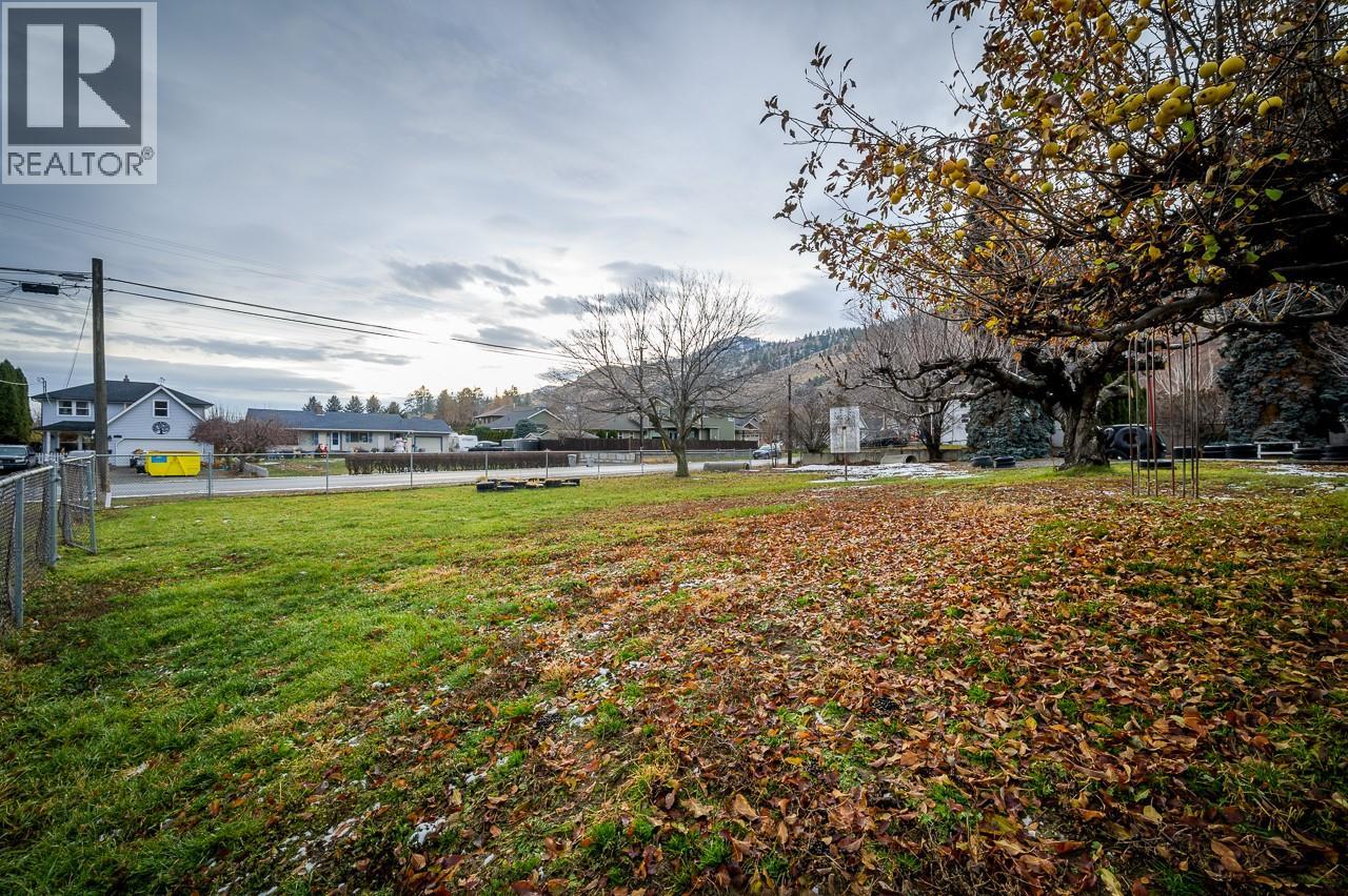 MLS® listing #30433602 for sale located at 3202 HARGRAVES Place