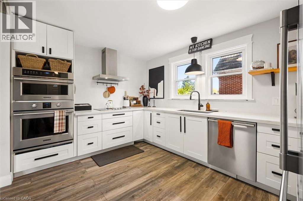 MLS® listing #30436285 for sale located at 12 LAYTON Street