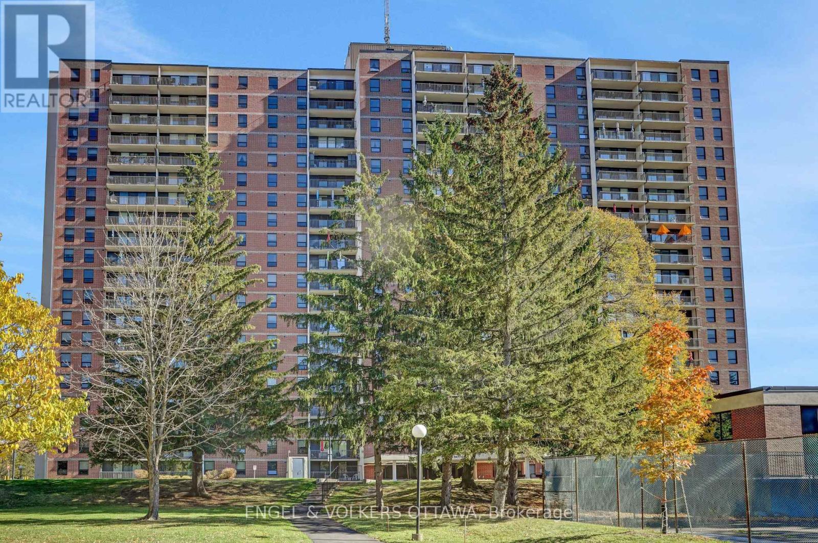 MLS® listing #30436502 for sale located at 2111 - 665 BATHGATE DRIVE