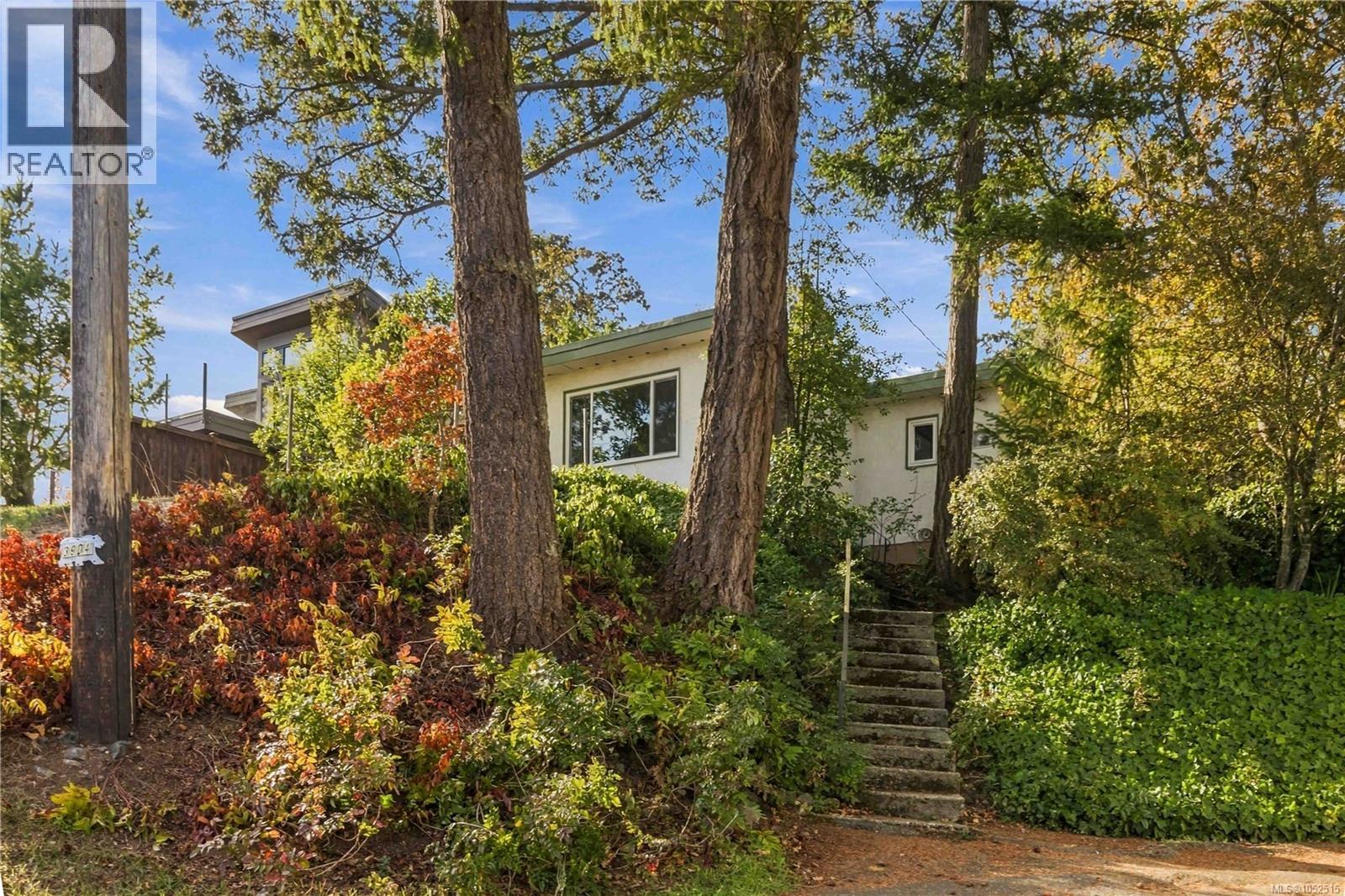 MLS® listing #30436766 for sale located at 3904 Wilkinson Rd