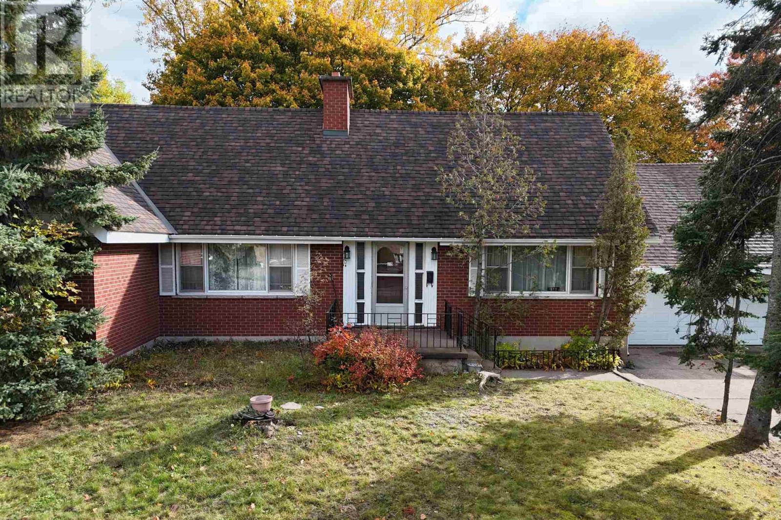 MLS® listing #30436932 for sale located at 119 Parkdale DR