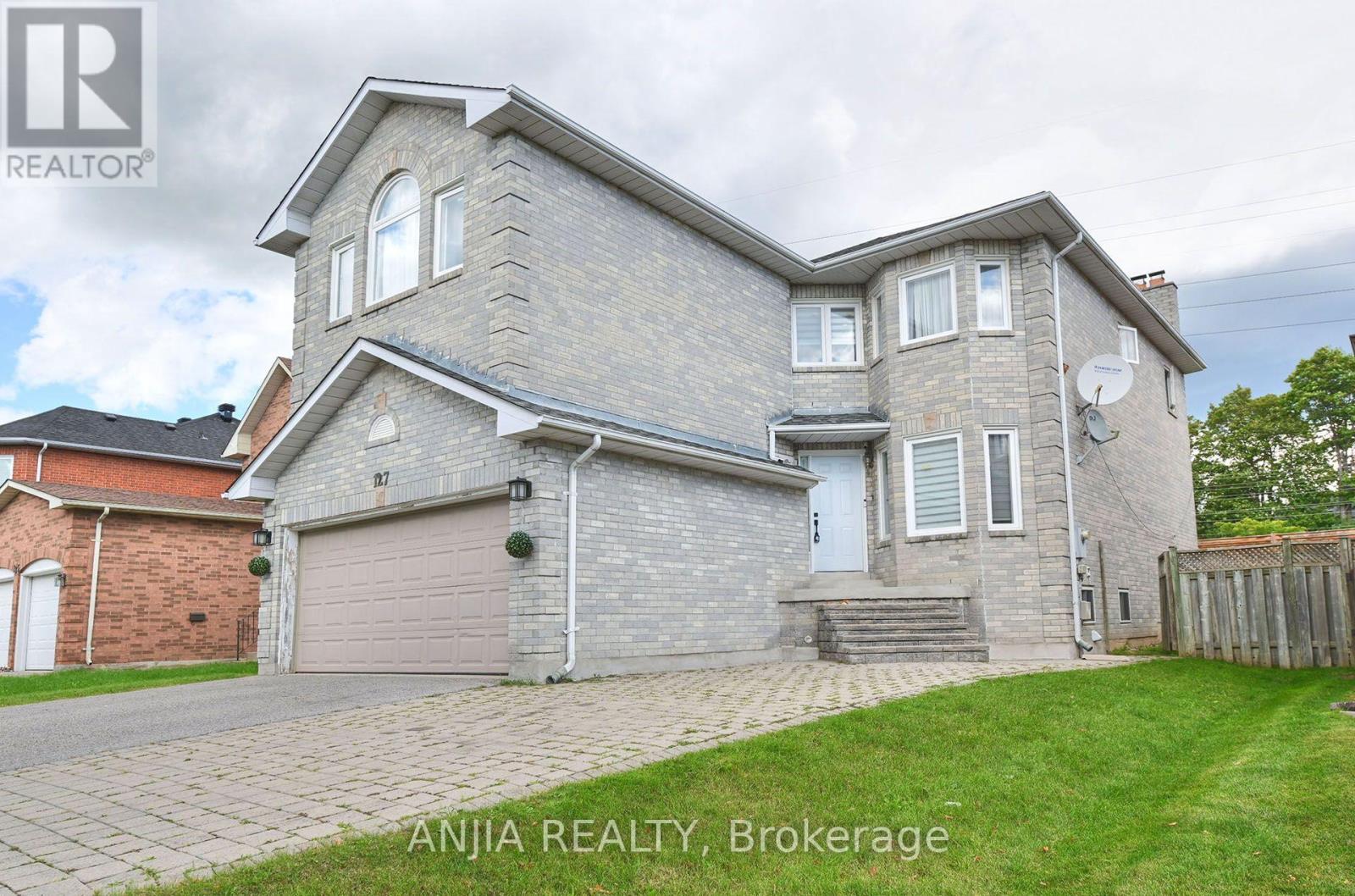 MLS® listing #30437187 for sale located at 127 TOMLINSON CIRCLE