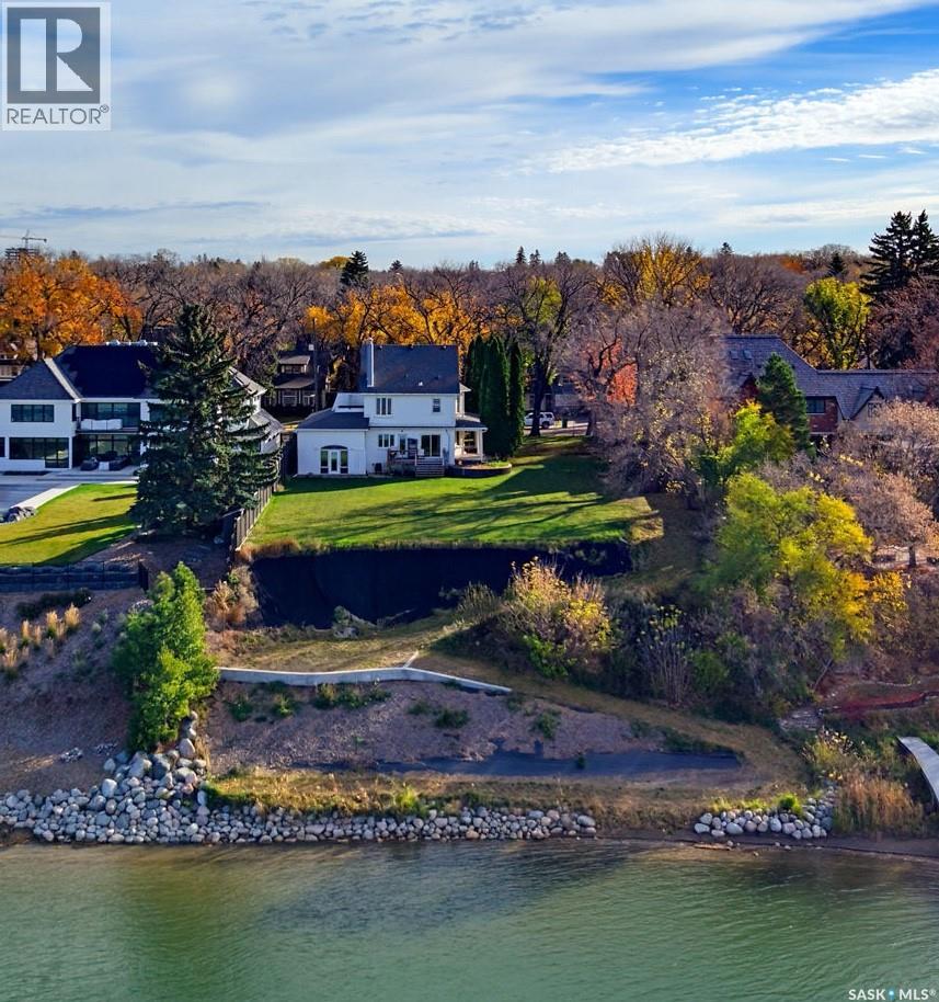 MLS® listing #30437441 for sale located at 327 Saskatchewan CRESCENT W