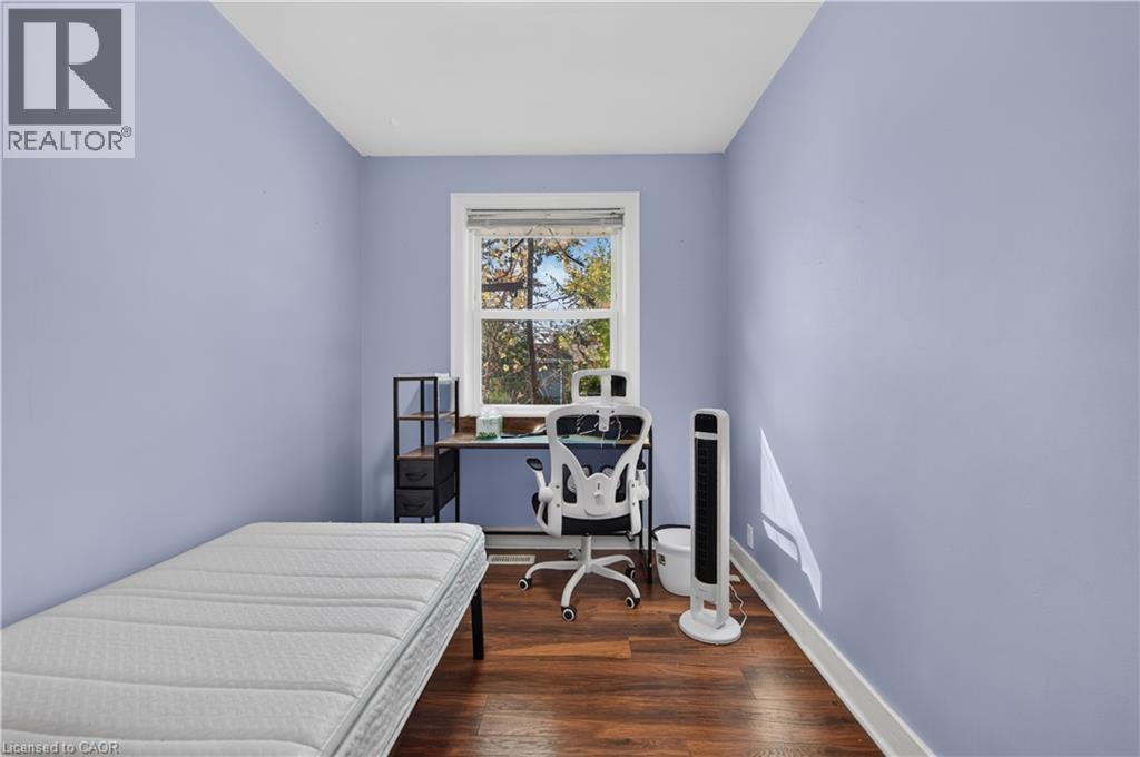 MLS® listing #30437505 for sale located at 20 GRANTON Street Unit# 2