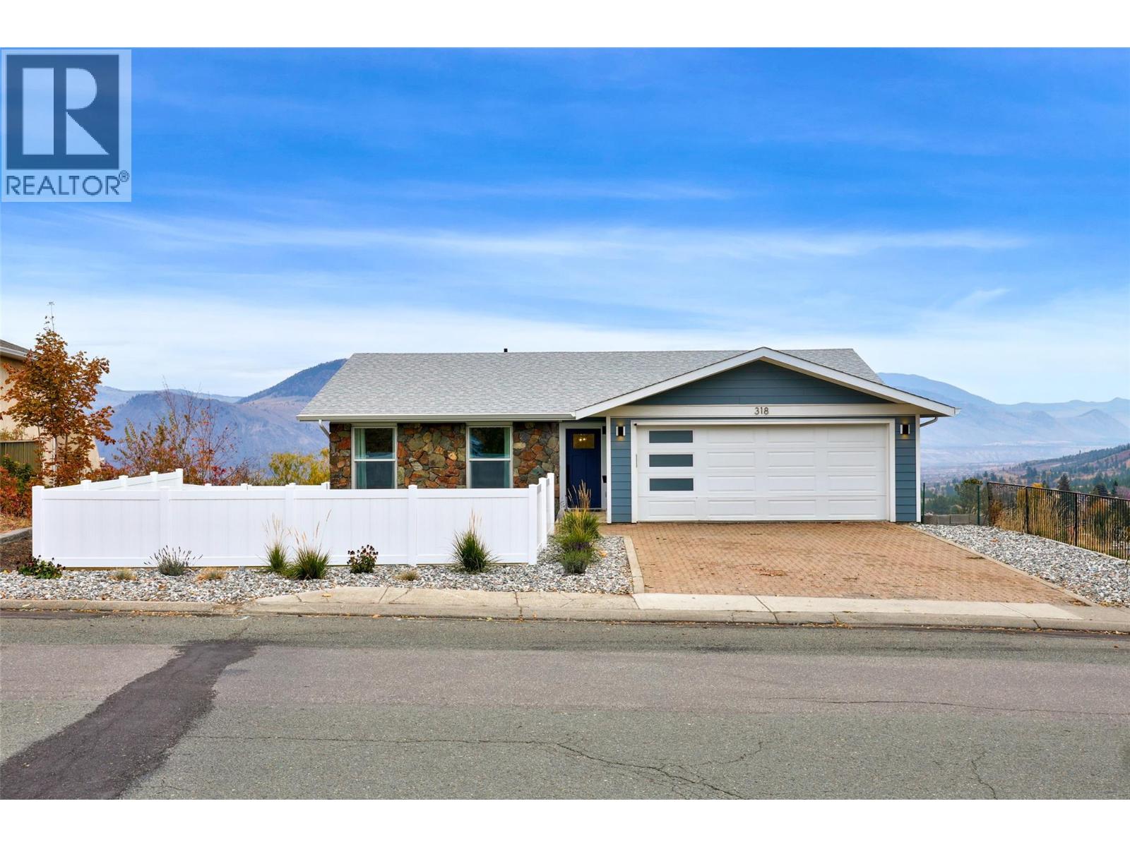 MLS® listing #30437772 for sale located at 318 Gleneagles Drive