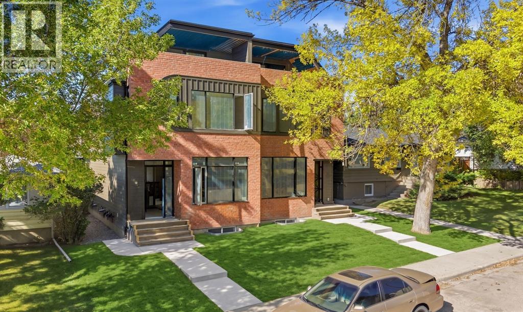 MLS® listing #30441462 for sale located at 907 35A Street NW
