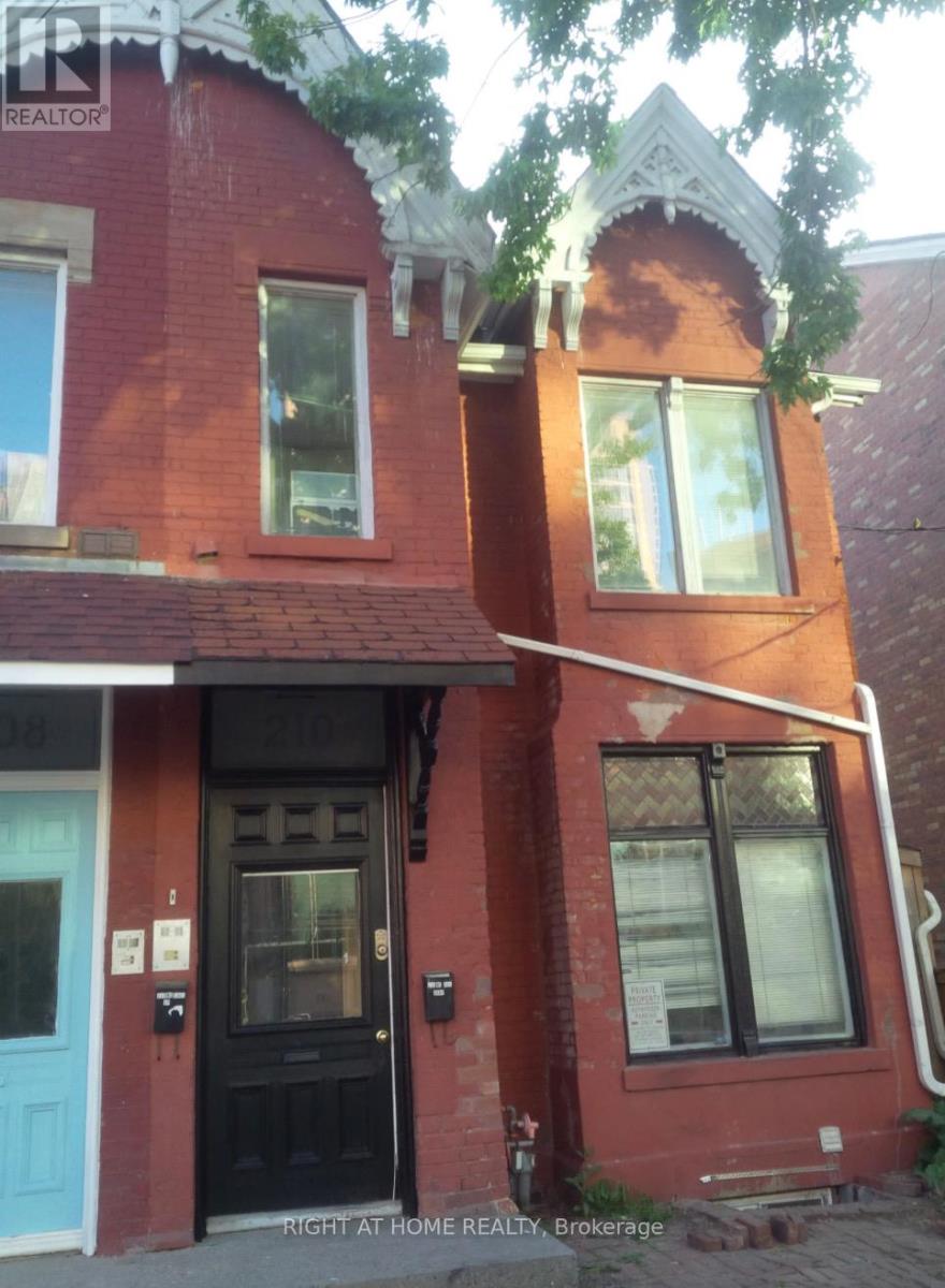 MLS® listing #30441979 for sale located at B - 210 MCCAUL STREET