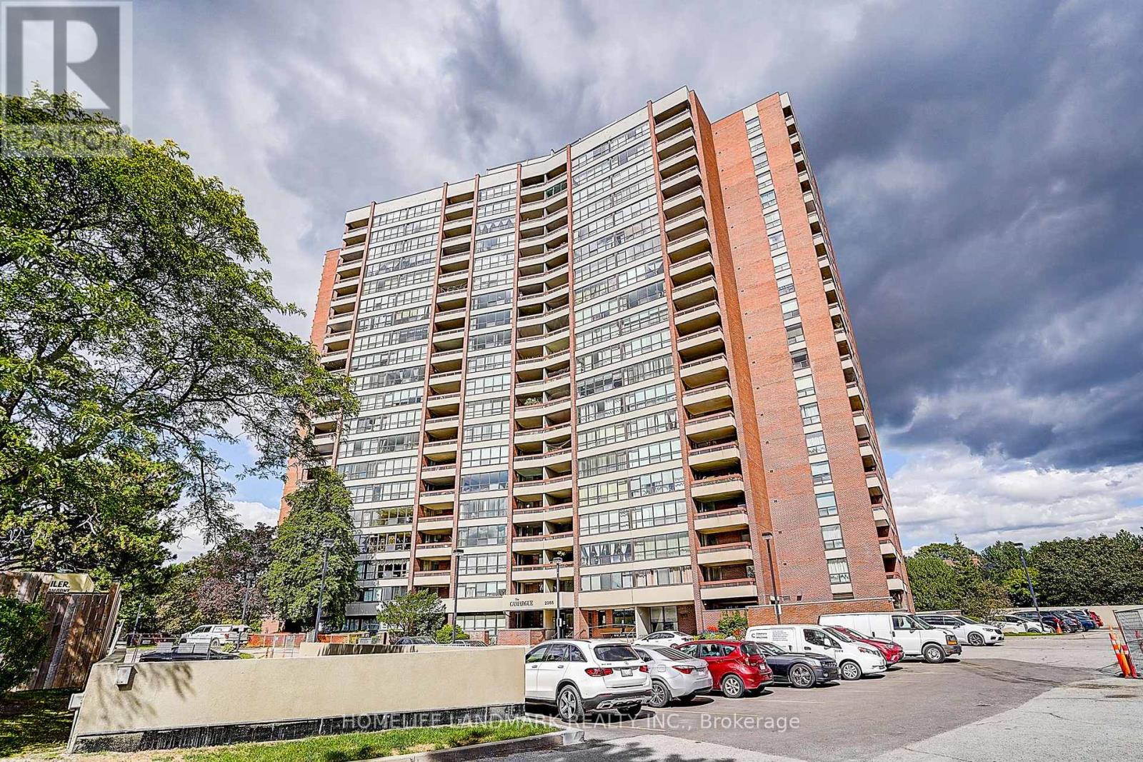 MLS® listing #30442067 for sale located at 611 - 2365 KENNEDY ROAD