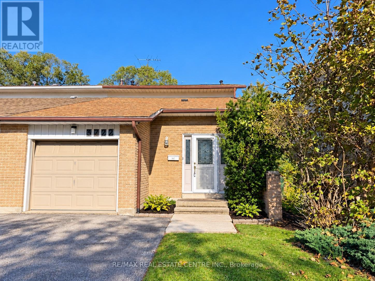 MLS® listing #30442106 for sale located at 3722 ELLENGALE DRIVE