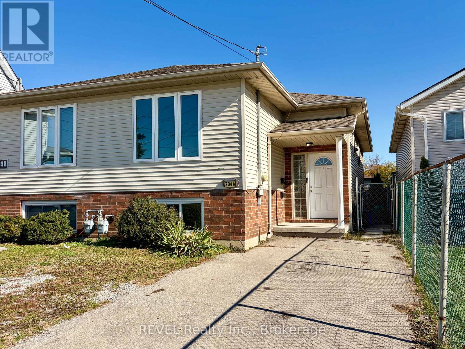 MLS® listing #30442163 for sale located at A - 204 OAKDALE AVENUE