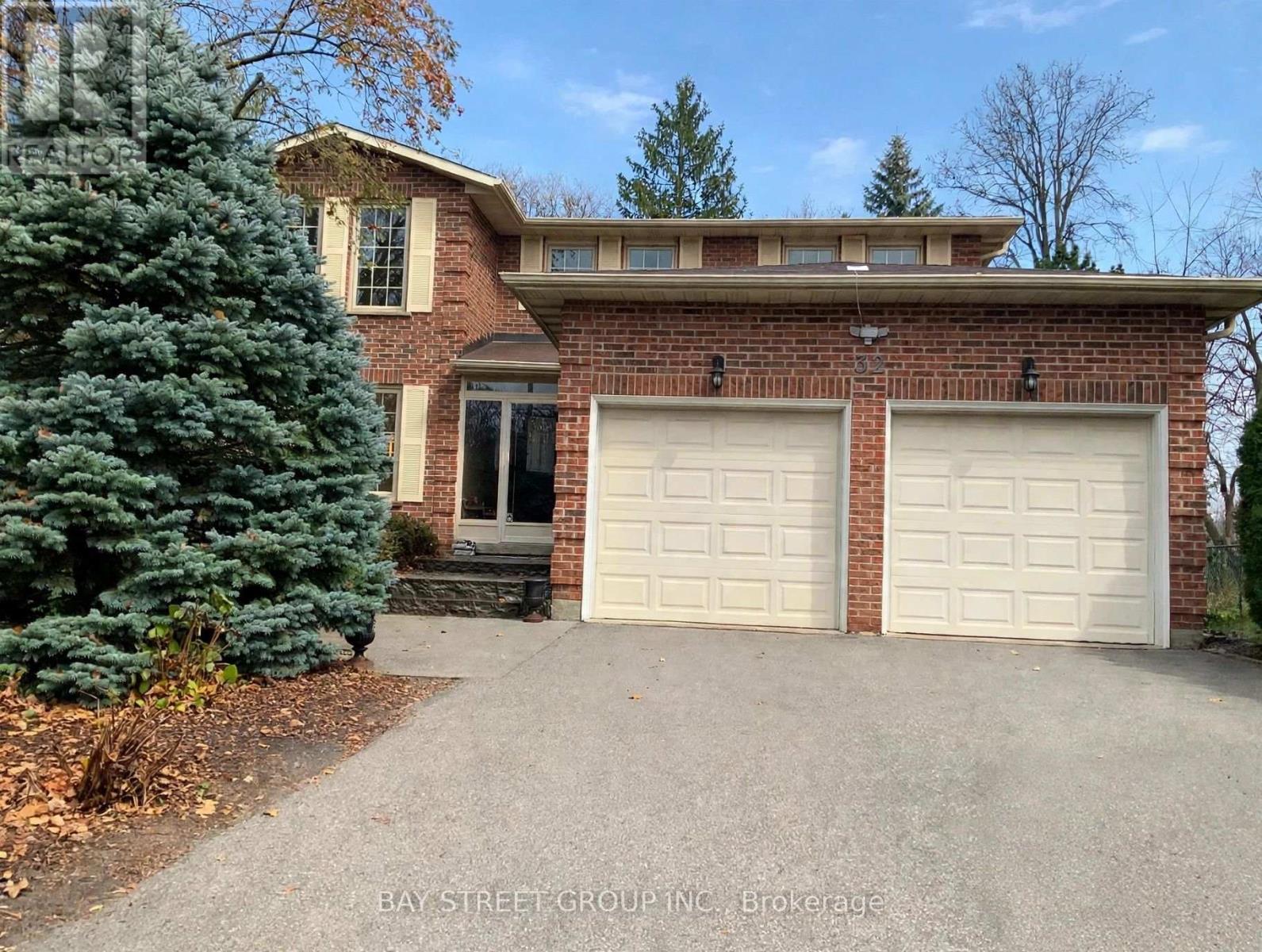 MLS® listing #30442675 for sale located at 32 BARKER COURT