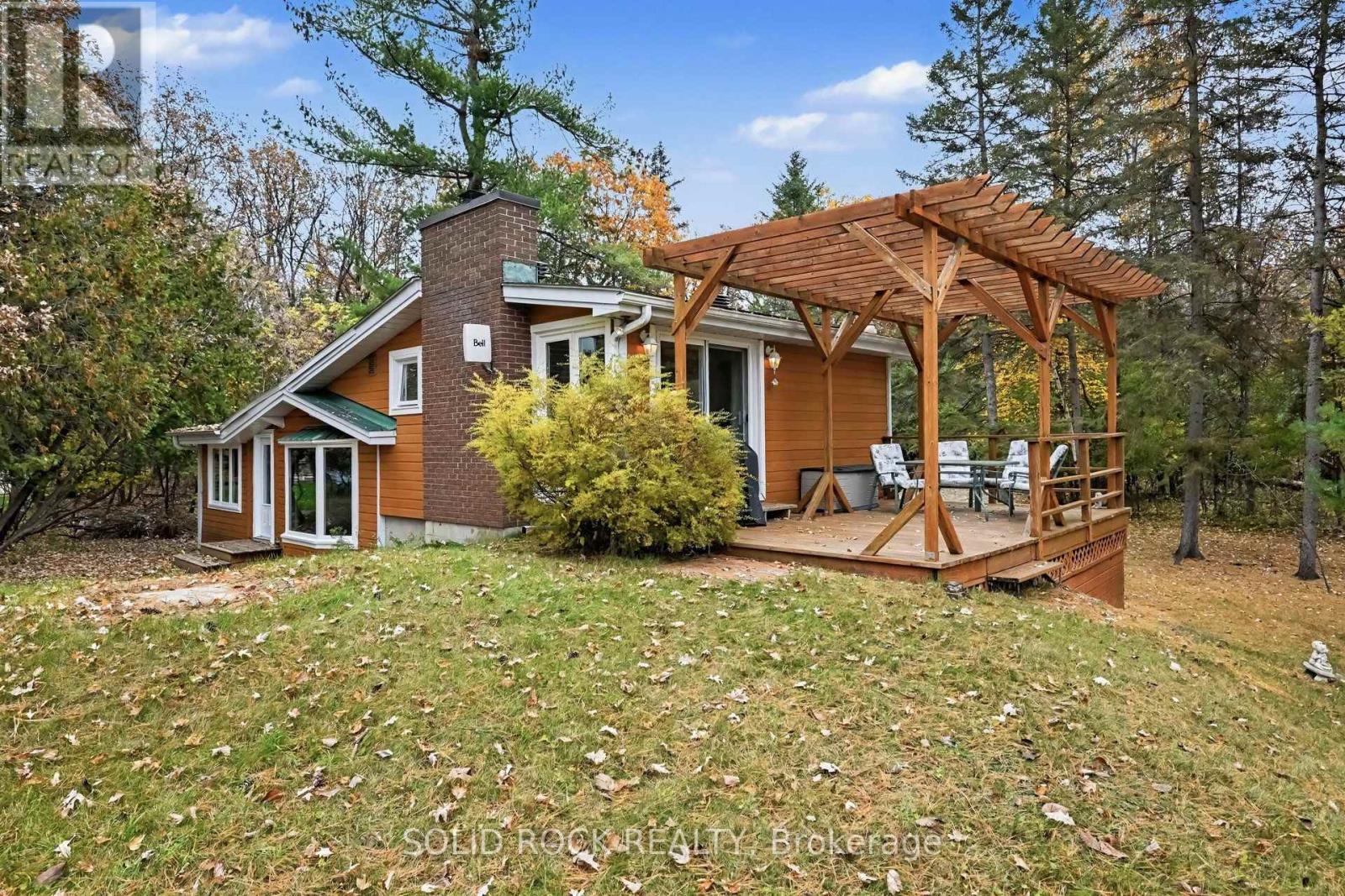 MLS® listing #30442807 for sale located at 107 LIGHTHOUSE LANE