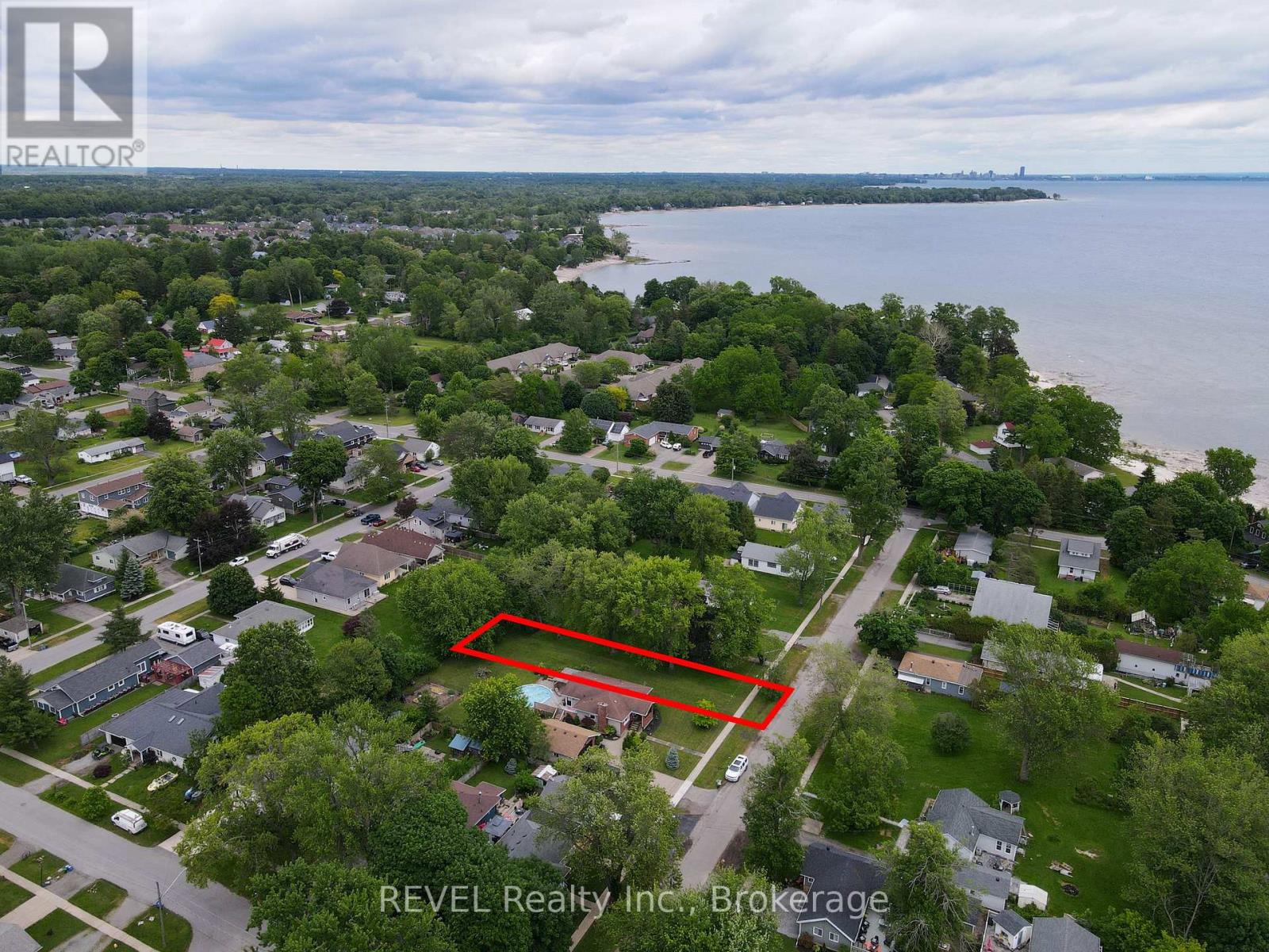 MLS® listing #30442814 for sale located at 0 GRIFFIN AVENUE