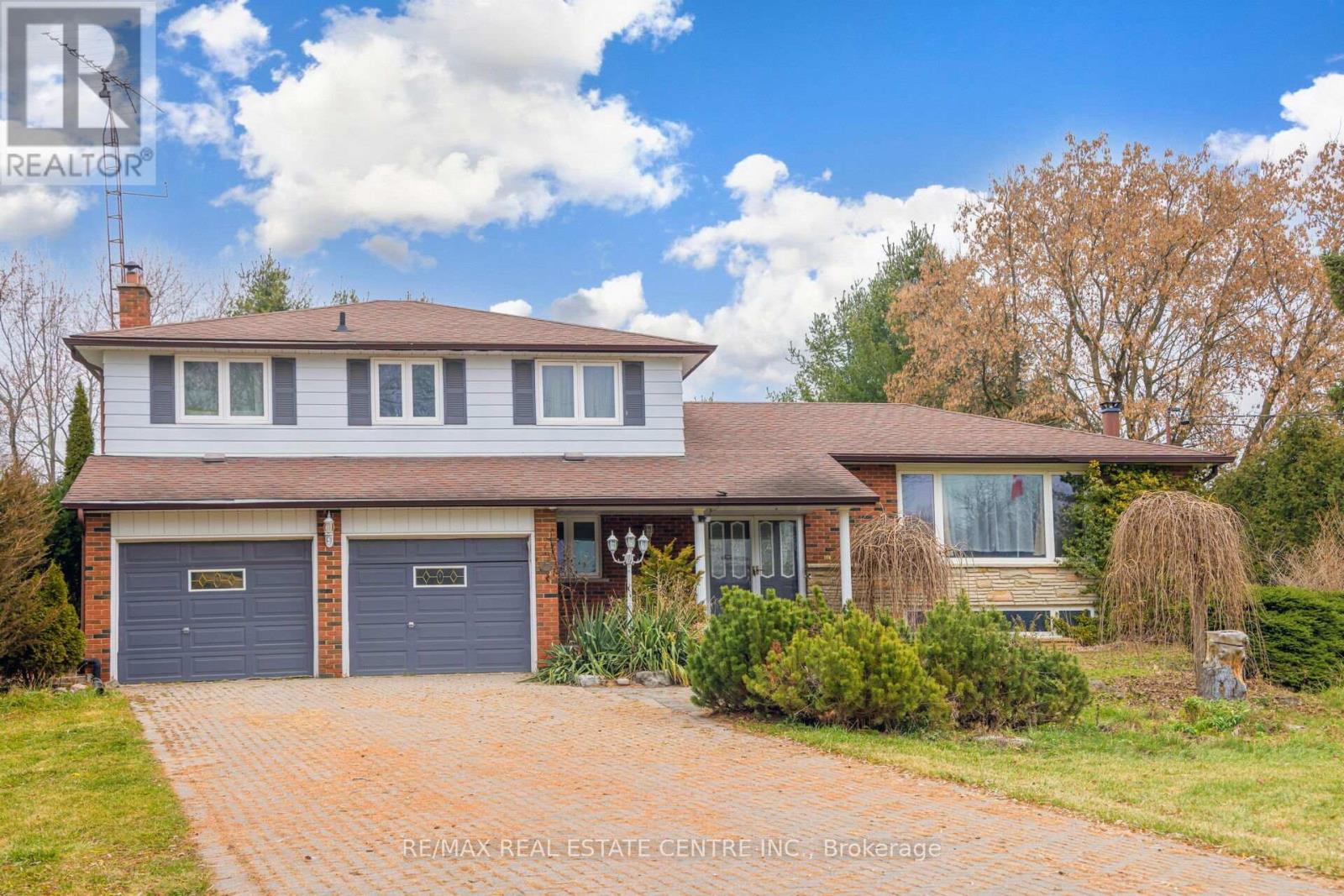 MLS® listing #30443381 for sale located at 15095 DIXIE ROAD