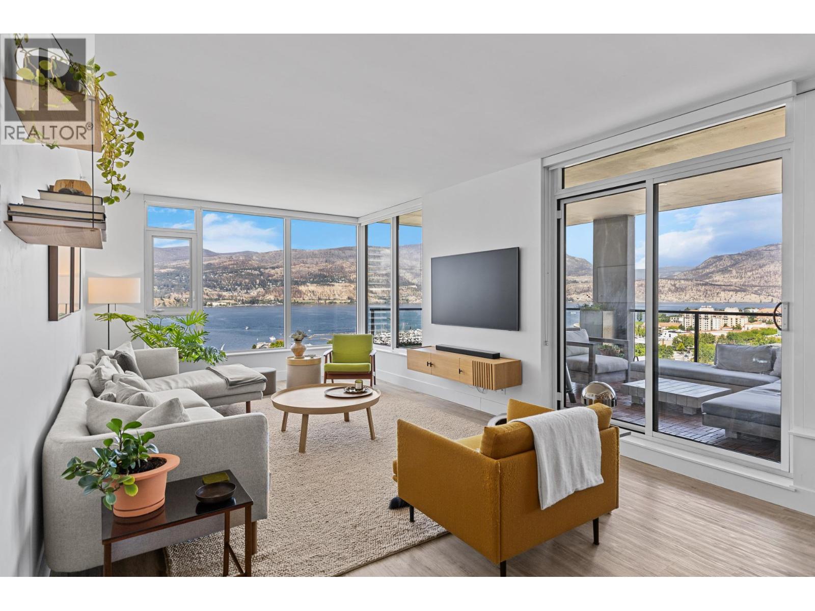 MLS® listing #30443603 for sale located at 1588 Ellis Street Unit# 1809
