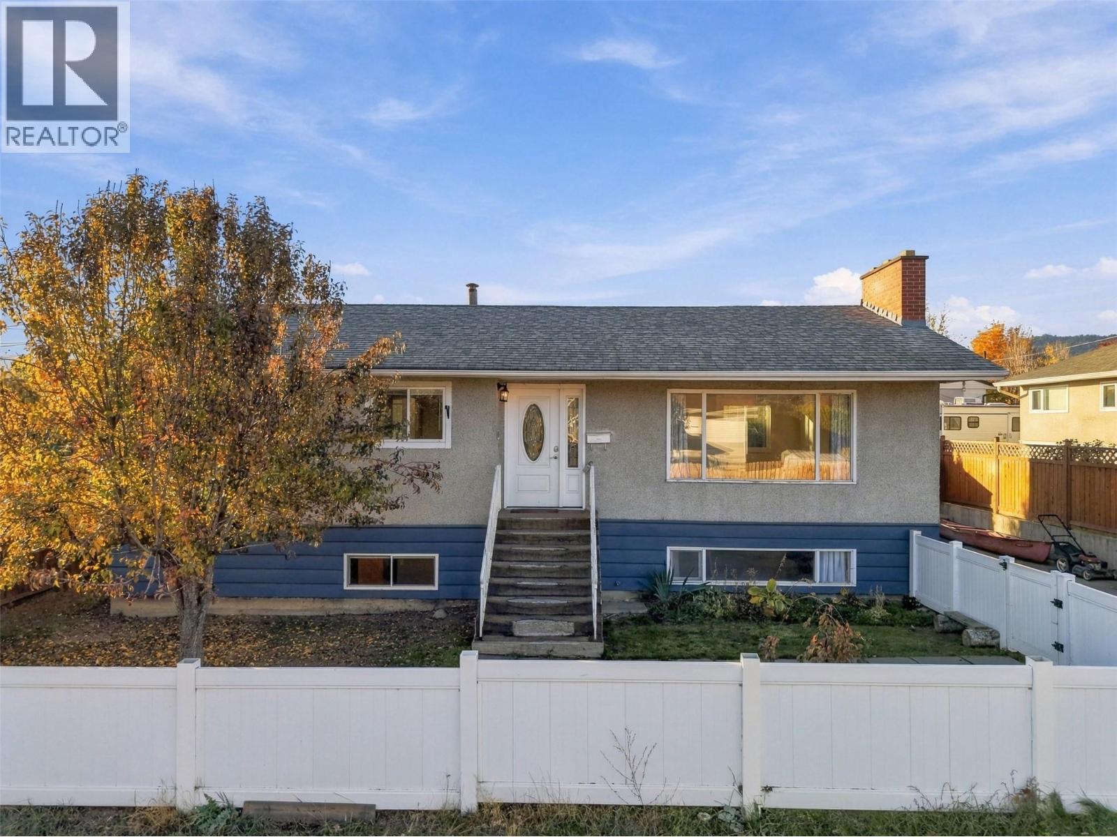MLS® listing #30443781 for sale located at 675 Windsor Avenue
