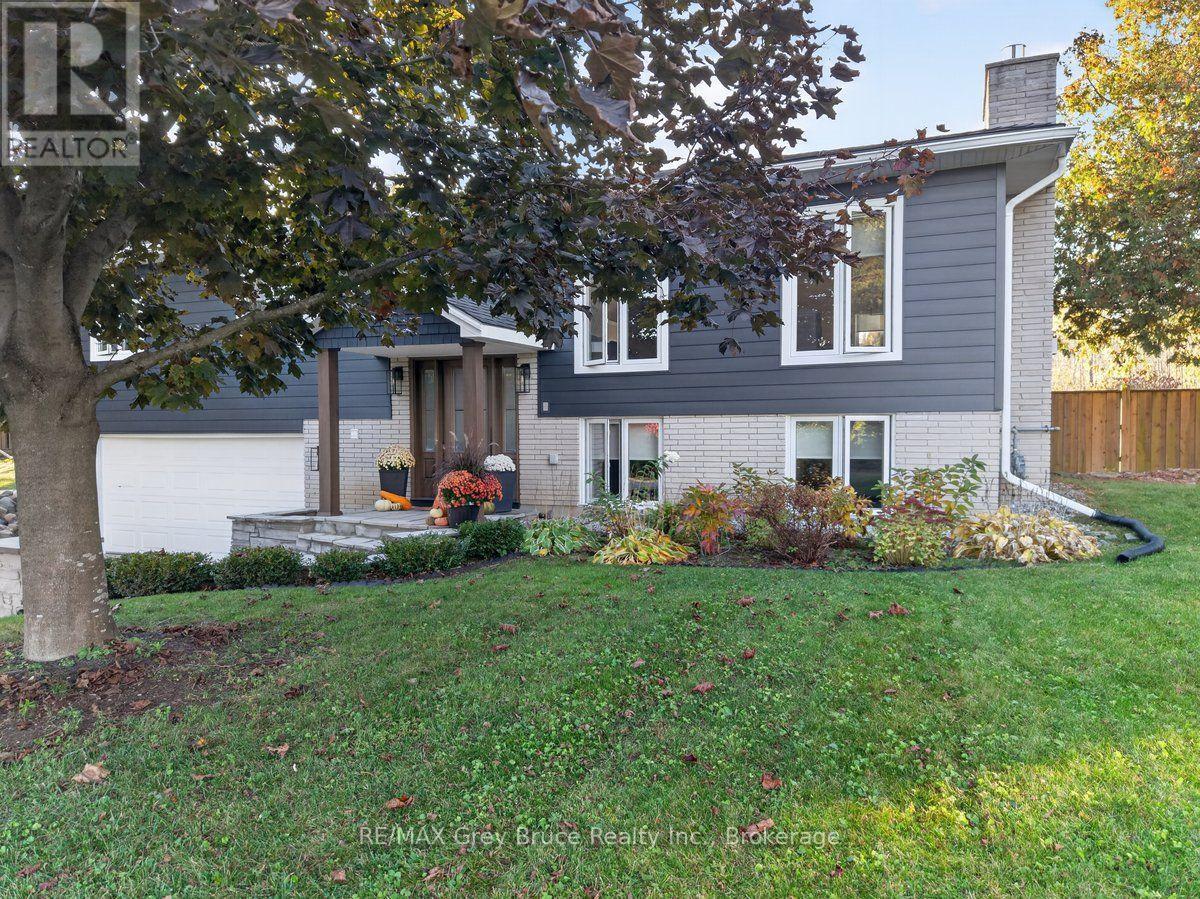 MLS® listing #30443792 for sale located at 436 BALMY BEACH ROAD