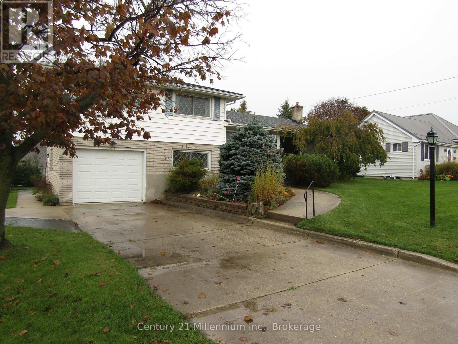 MLS® listing #30446955 for sale located at 1 - 368 PRINCES STREET S