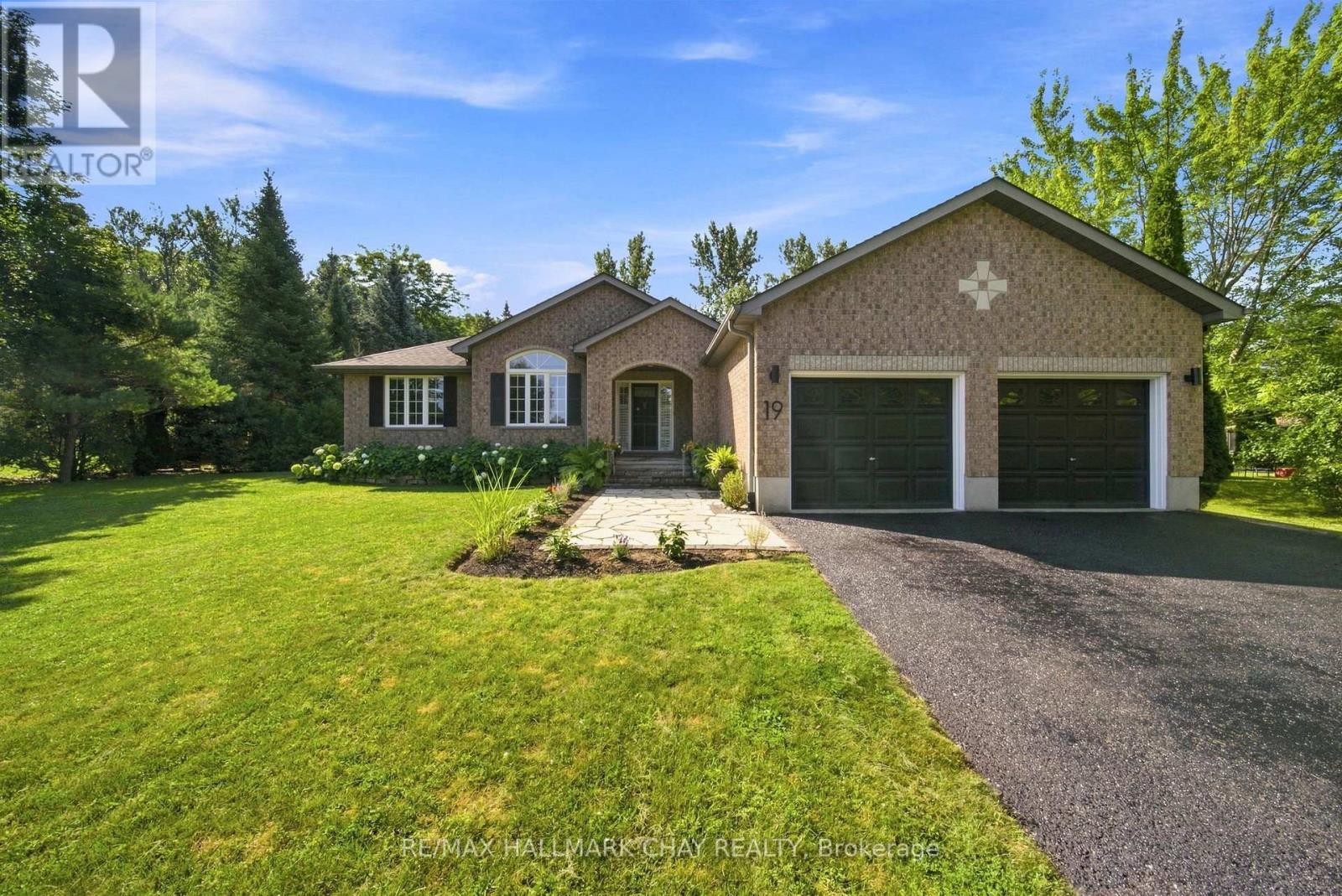 MLS® listing #30447198 for sale located at 19 EDER TRAIL