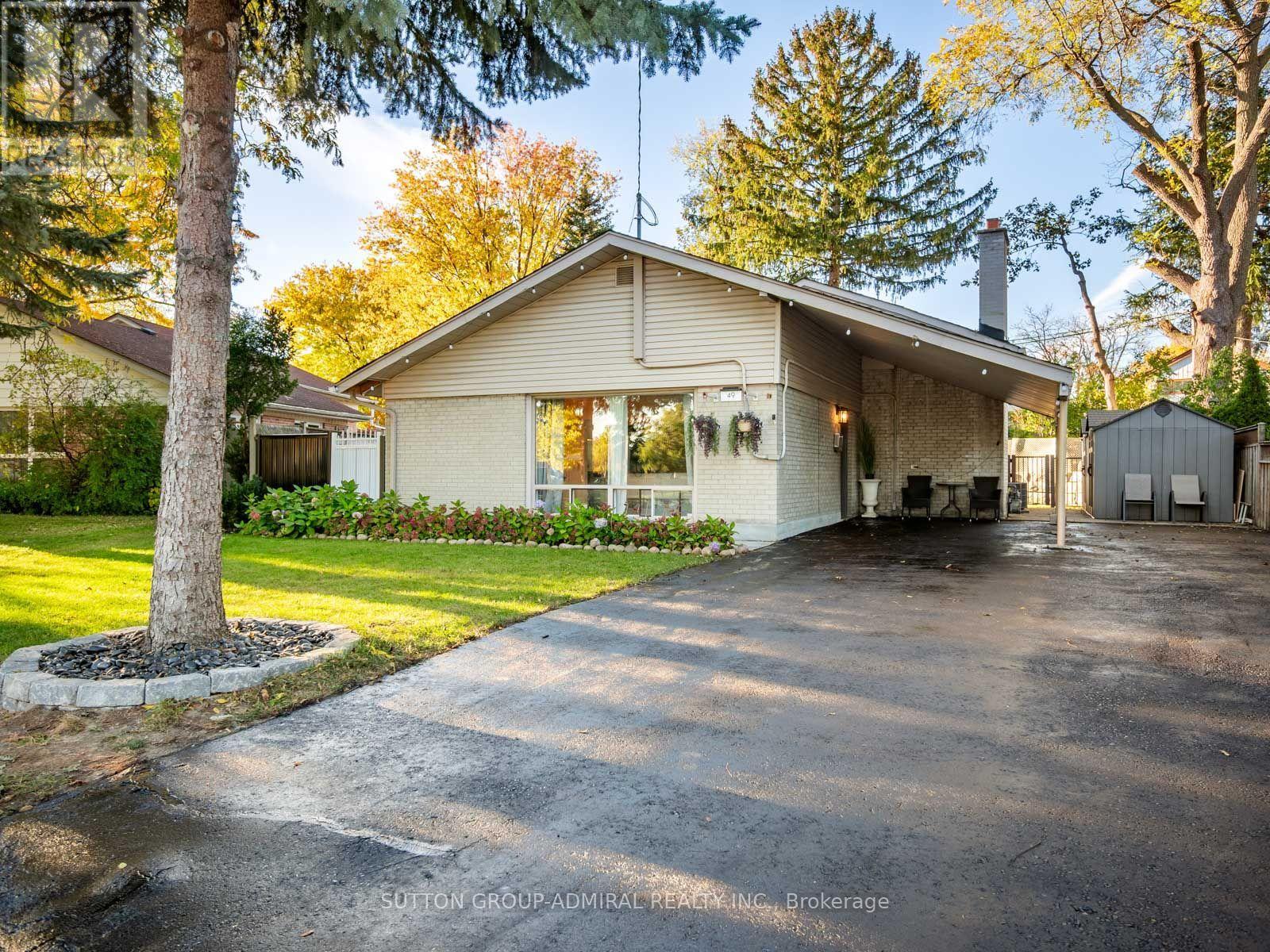 MLS® listing #30447458 for sale located at 49 KENNEBEC CRESCENT