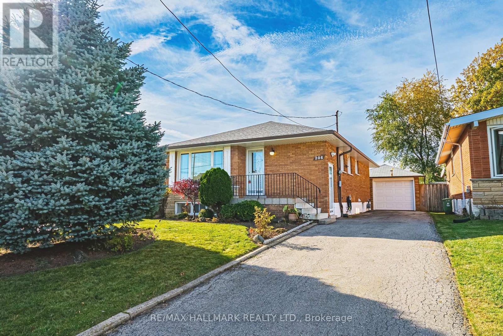 MLS® listing #30447903 for sale located at 206 WARREN AVENUE
