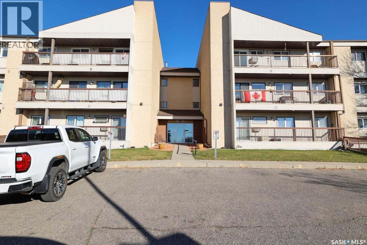 MLS® listing #30448388 for sale located at 102 1130 Radway STREET N