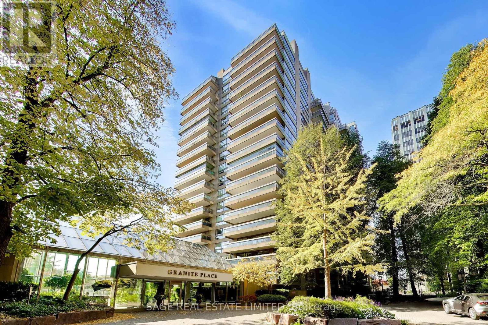 MLS® listing #30448432 for sale located at 403 - 63 ST CLAIR AVENUE W