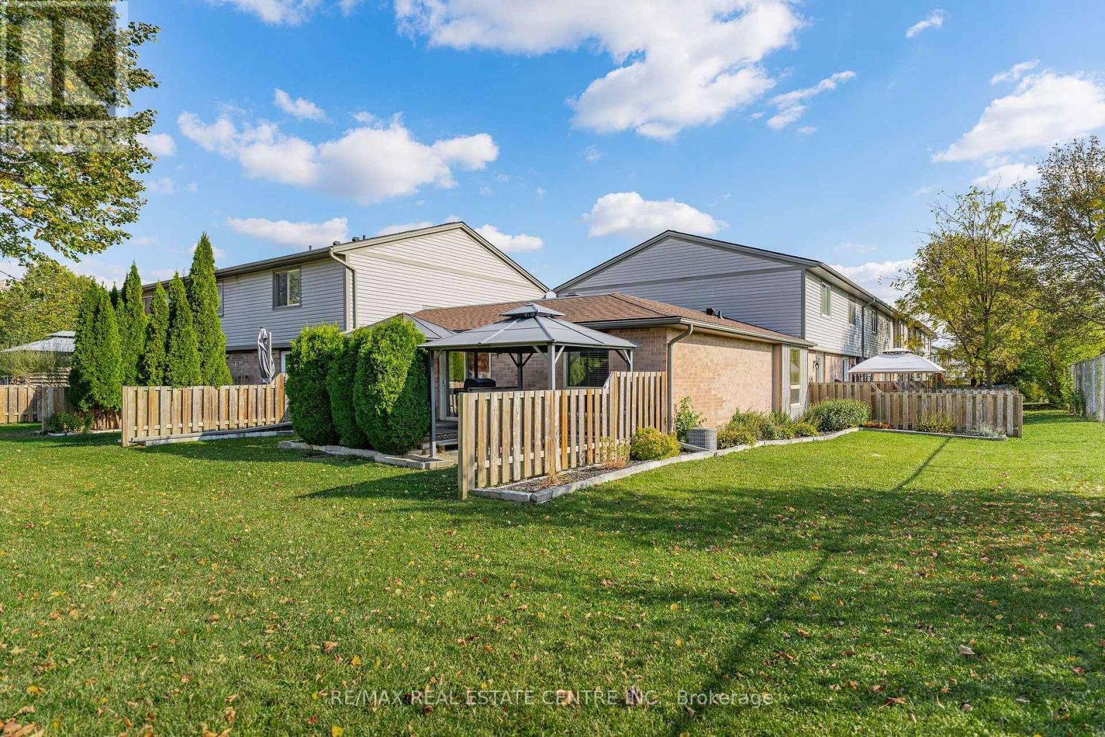 MLS® listing #30449506 for sale located at 4 - 700 ERINBROOK DRIVE