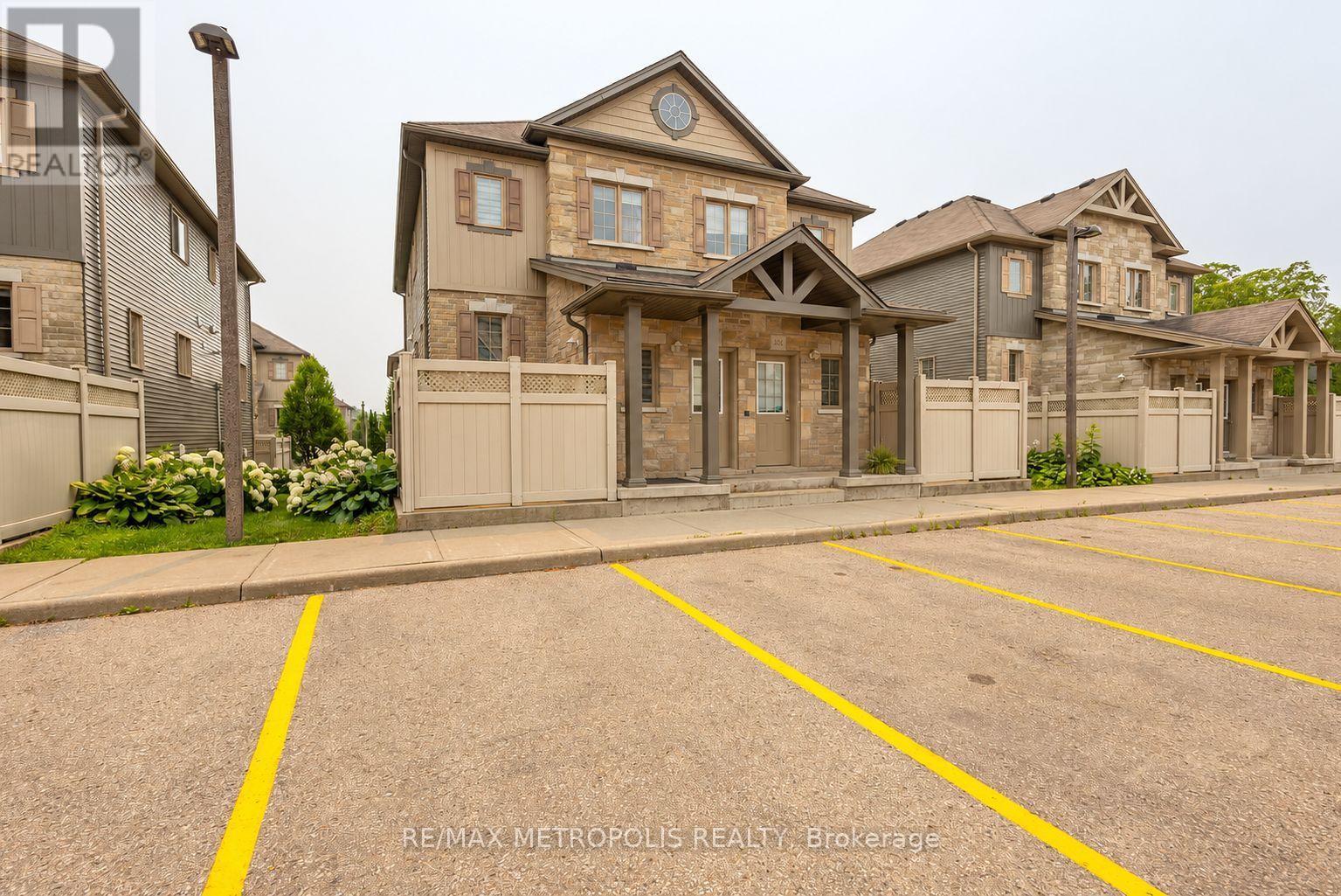MLS® listing #30450891 for sale located at 30A - 931 GLASGOW STREET