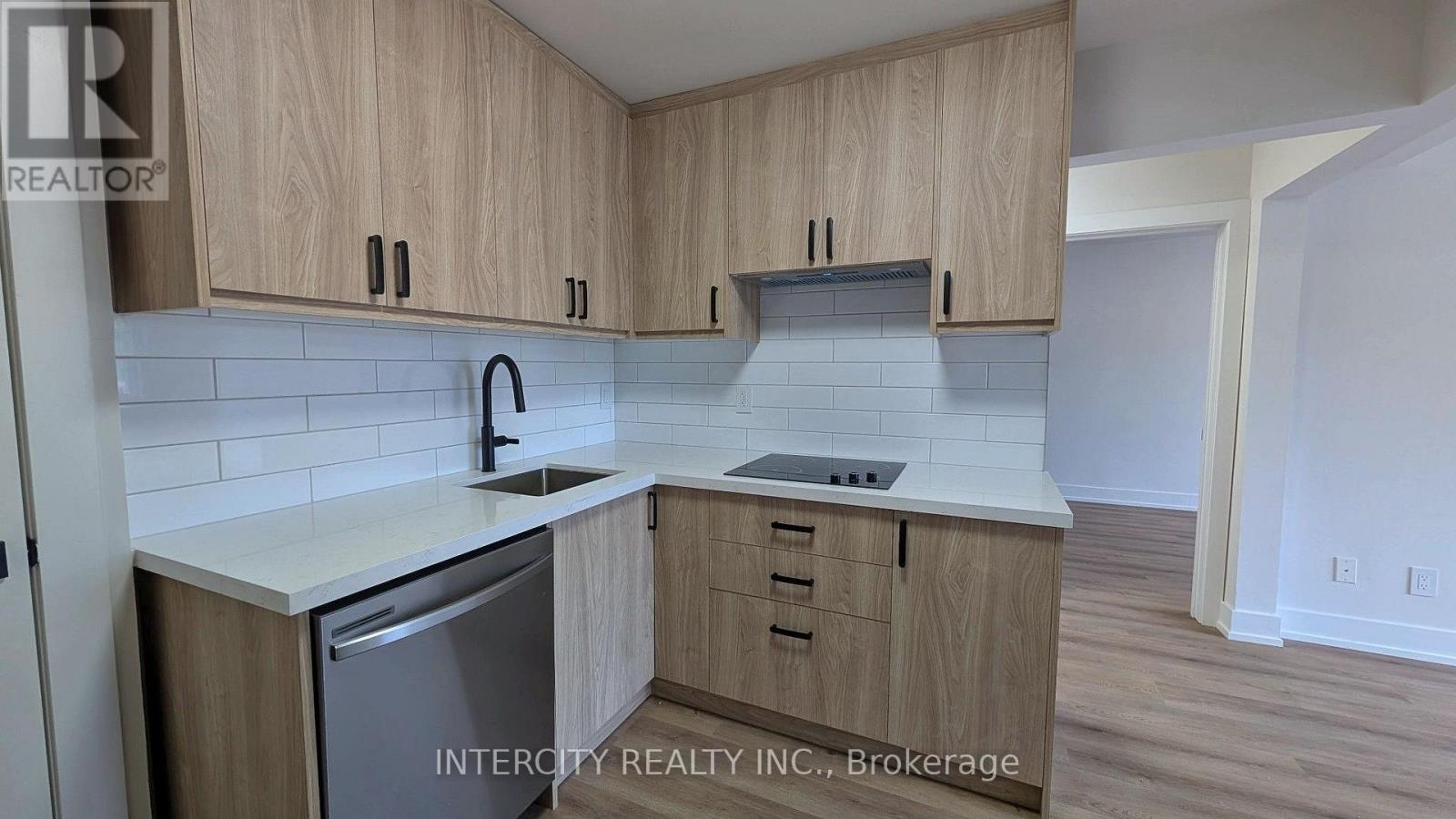 MLS® listing #30451236 for sale located at B - 706 THE QUEENSWAY