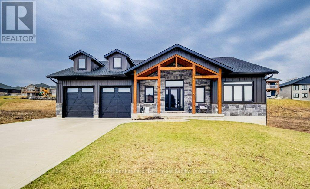 MLS® listing #30451714 for sale located at 8 MEL STREET
