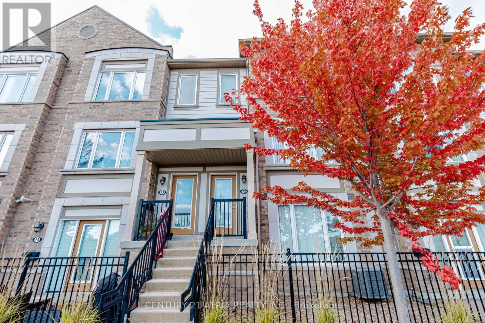 MLS® listing #30451764 for sale located at 72 - 1 BECKENROSE COURT