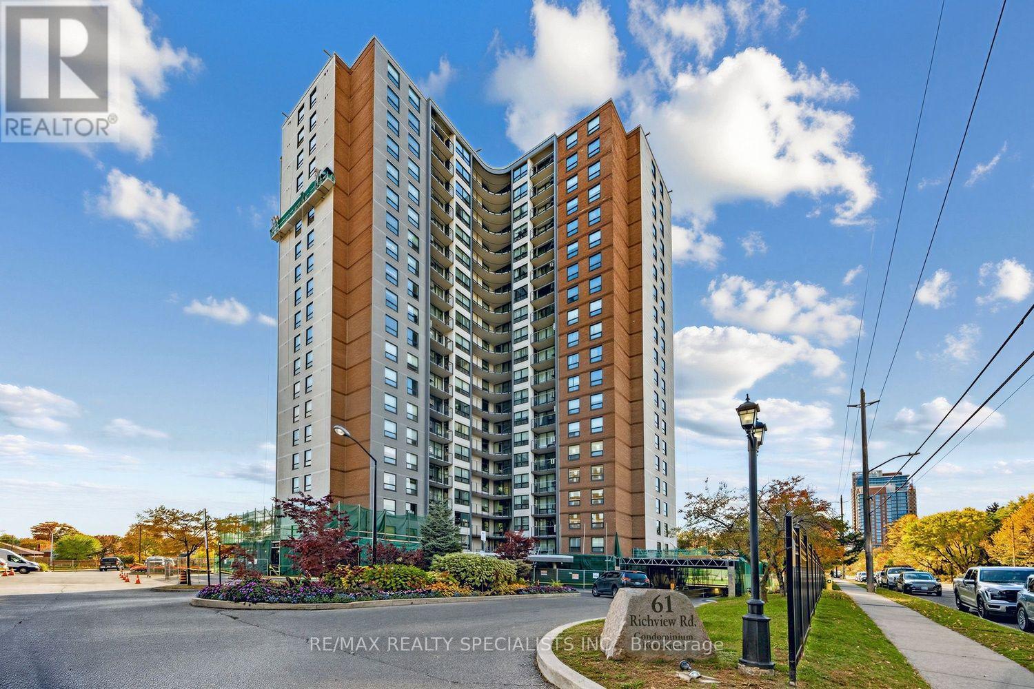 MLS® listing #30452426 for sale located at 609 - 61 RICHVIEW ROAD