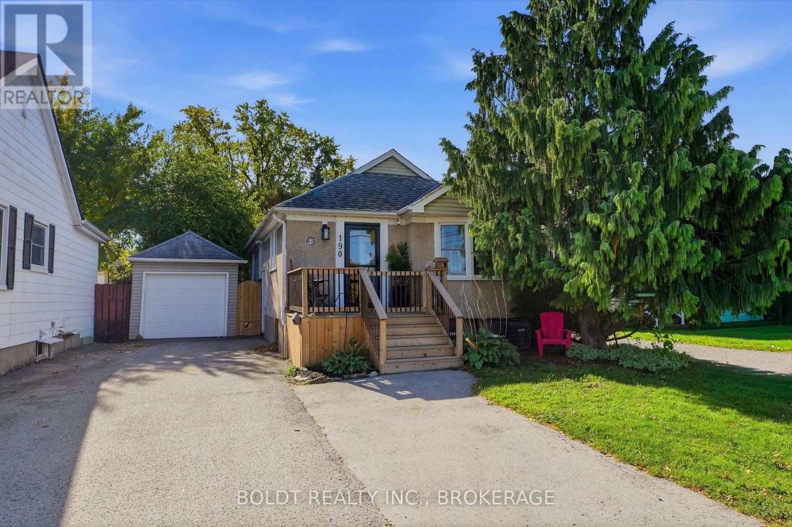MLS® listing #30452798 for sale located at 190 CARLTON STREET
