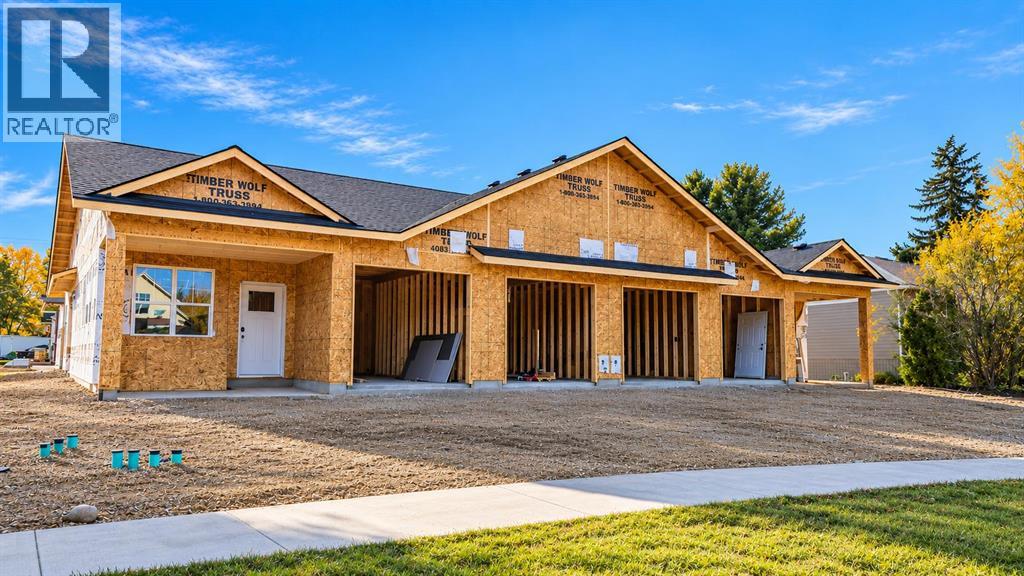 MLS® listing #30454090 for sale located at 3, 5463 55 Avenue