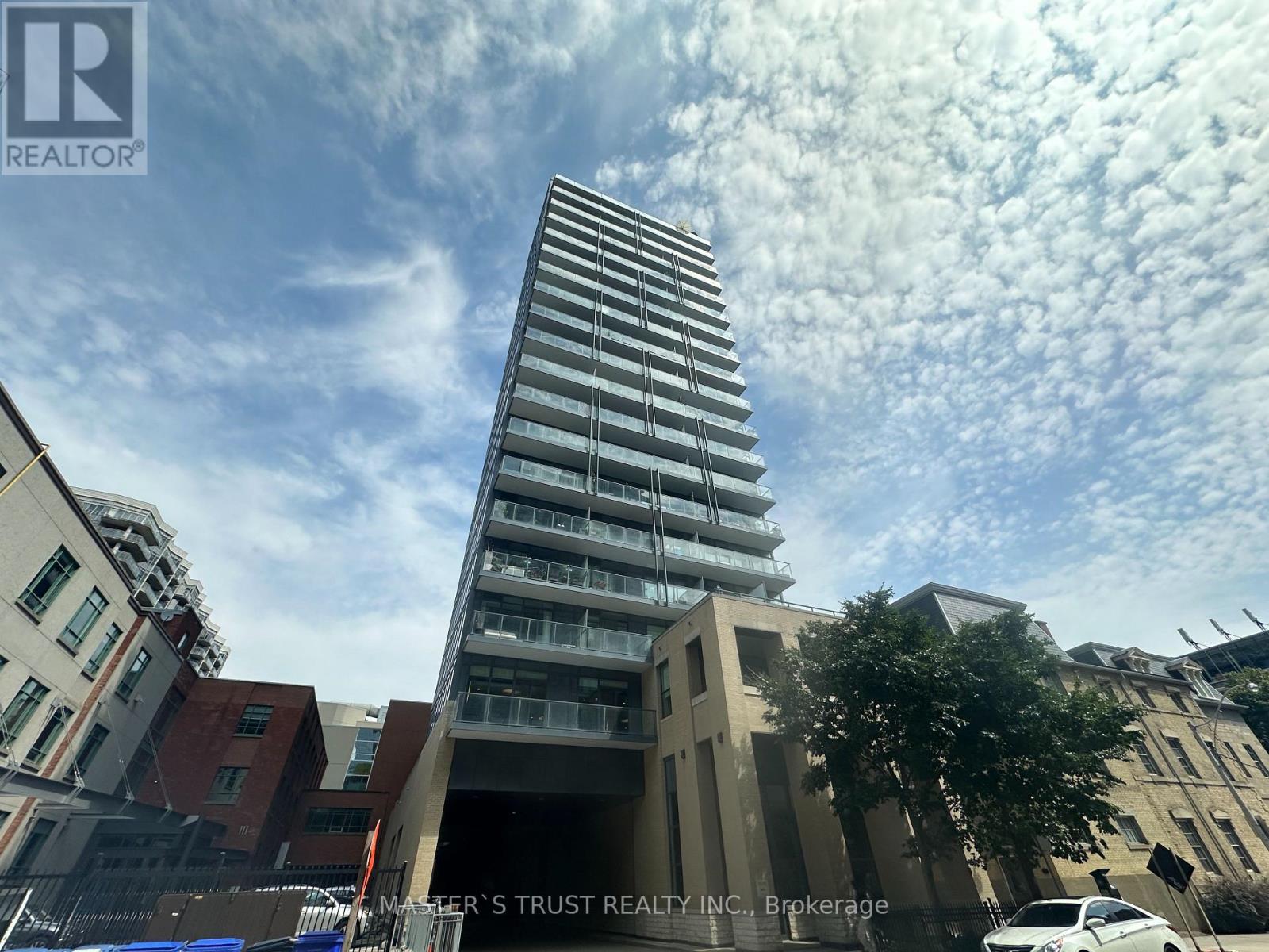 MLS® listing #30454946 for sale located at 601 - 105 GEORGE STREET