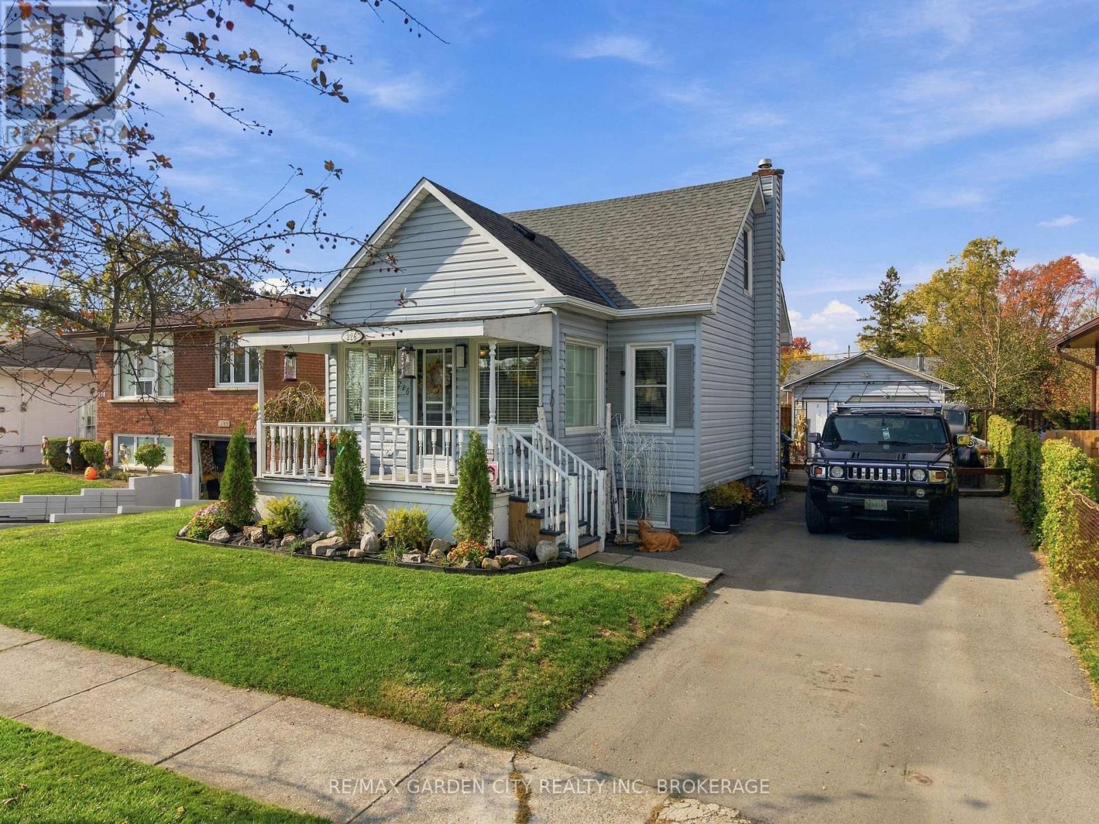 MLS® listing #30455638 for sale located at 226 MARSHALL AVENUE