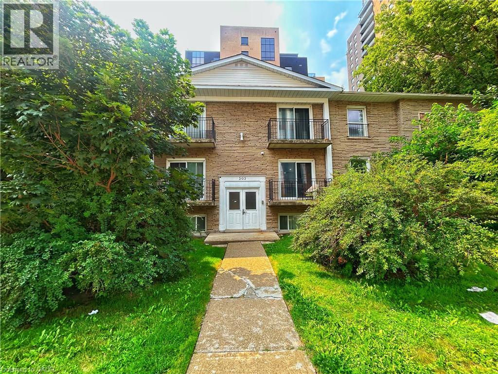 MLS® listing #30455753 for sale located at 303 KING Street N Unit# 4