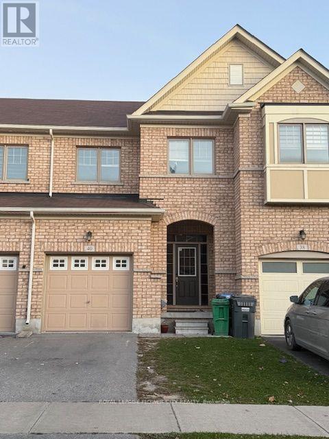 MLS® listing #30456182 for sale located at UPPER - 40 DAVENFIELD CIRCLE