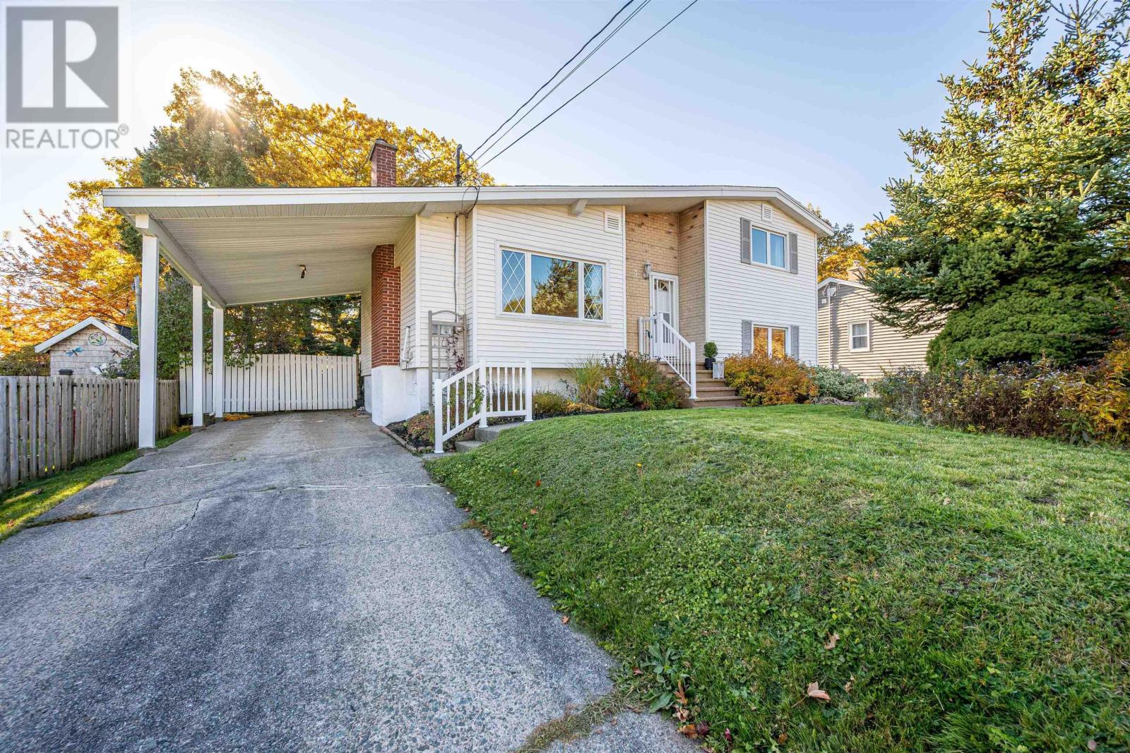 MLS® listing #30456222 for sale located at 3 Leaman Drive